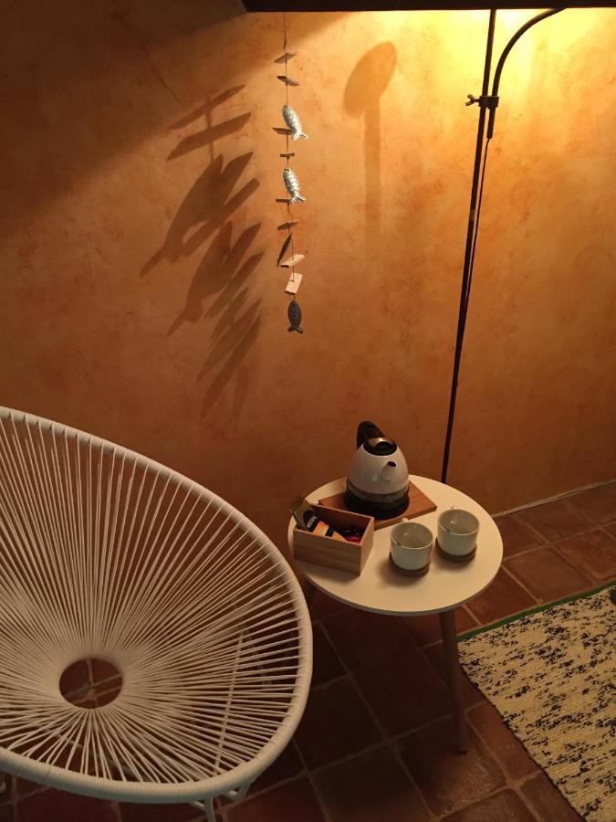 Lirac小沙丁鱼旅馆住宿加早餐旅馆 外观 照片